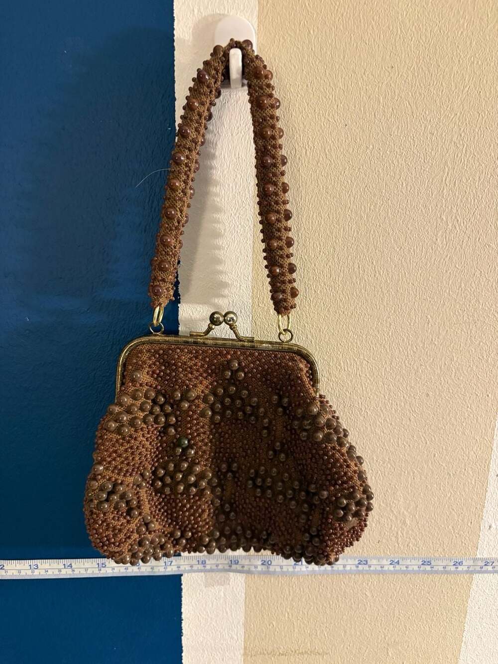 Vintage 1950s Broadway Brown Straw Beaded Handbag with Kiss Lock made in Japan